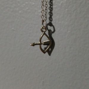 Dainty Bow and Arrow Necklace